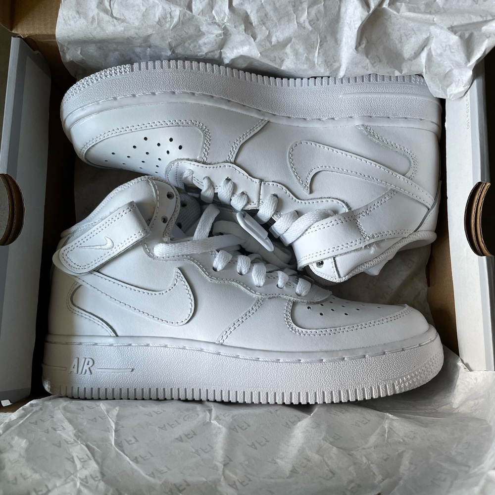 Nike Air Force Mid
